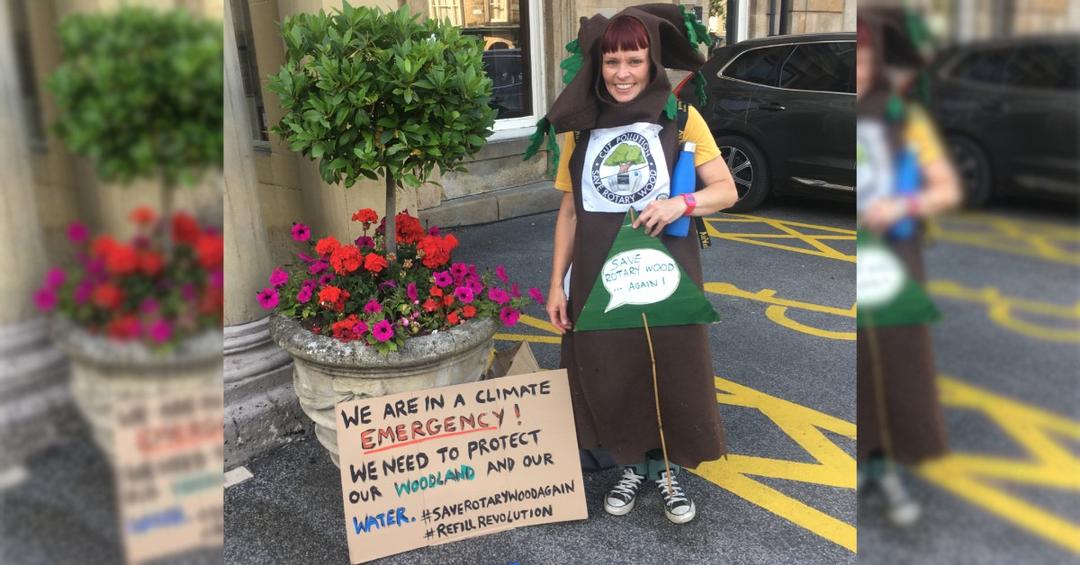 campaigner-sarah-gibbs-at-a-harrogate-spring-water-consultation-event